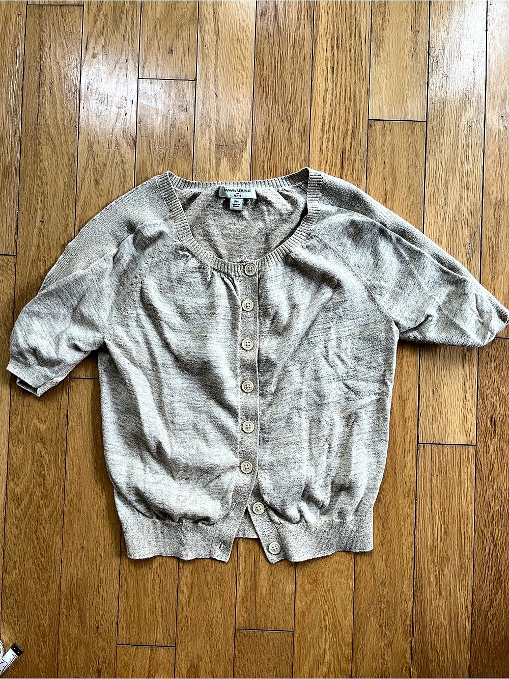 Banana Republic Short Sleeve Cardigan in tan/gold Size PM